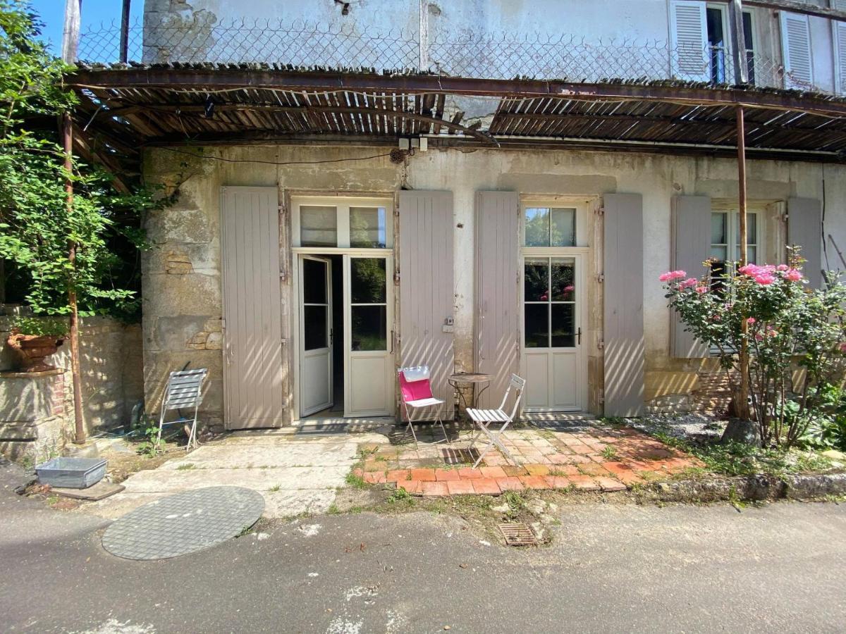 Eco Logis De Chantegrolle Champagne-Mouton Kültér fotó